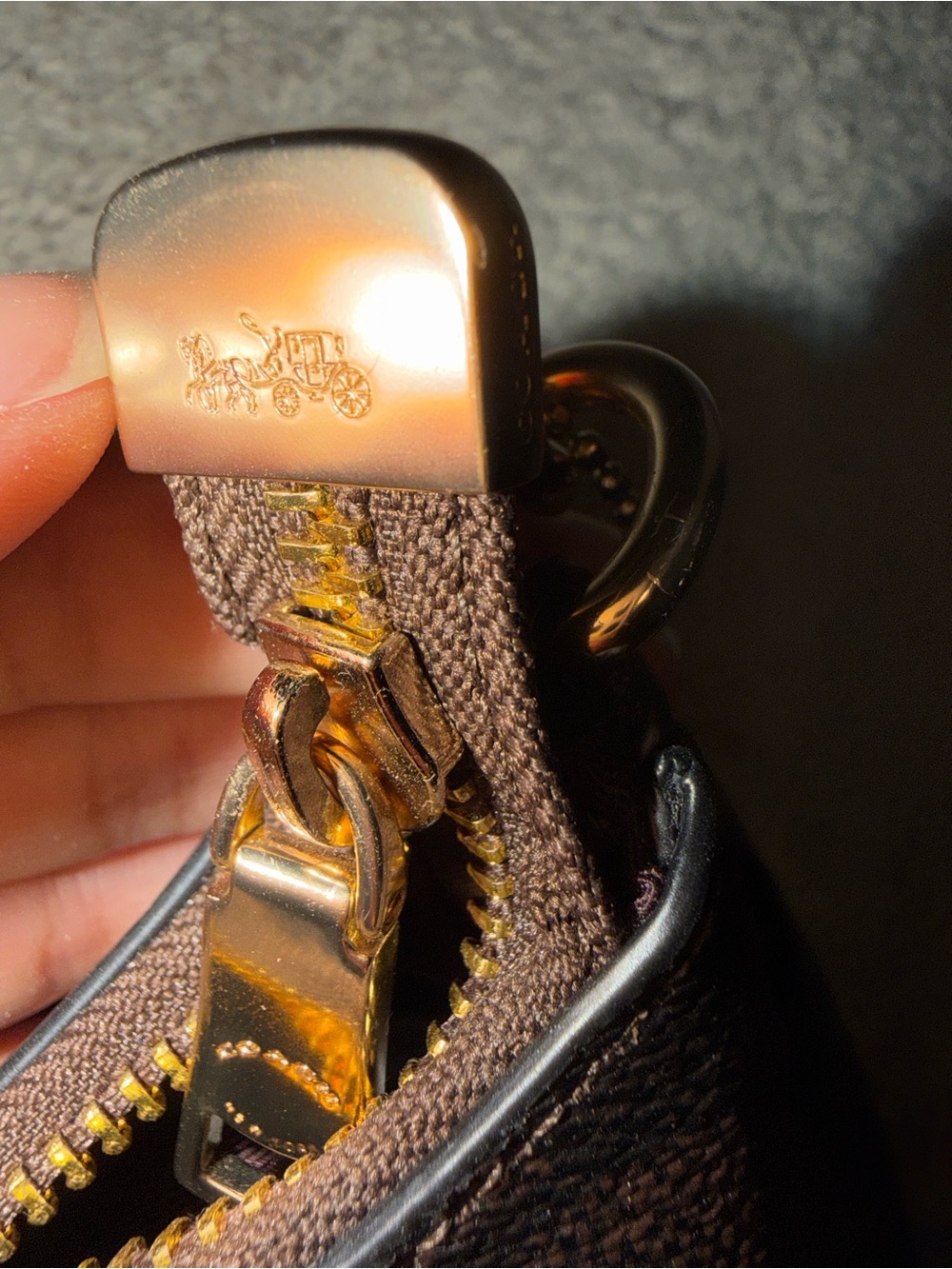 COACH Teri Dark Brown Shoulder Bag With Chain - Picture 4 of 6